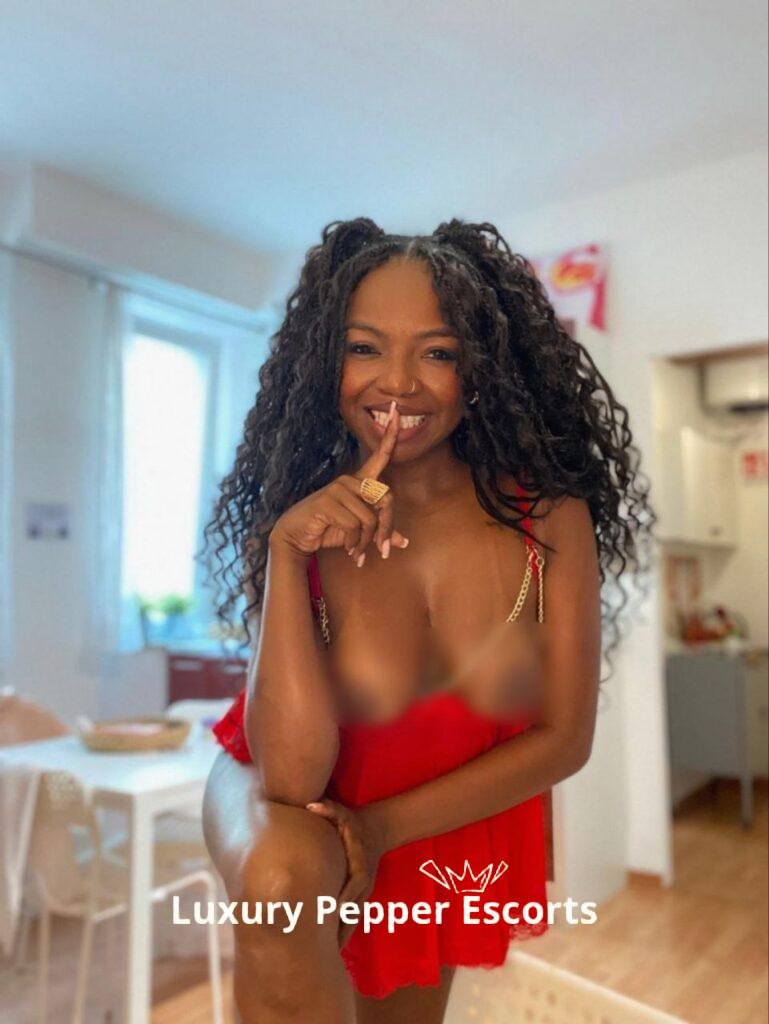 photo_5012535557137477568_y